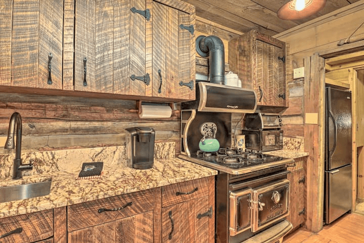 Lazy Bear Cabin
